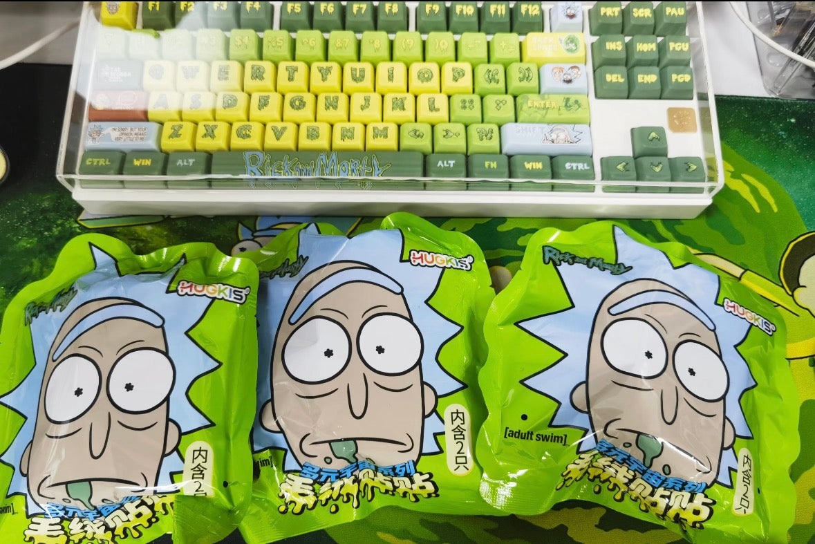 HUGKIS Rick and Morty Plush Magnetic Clip-On Blind Box Keychain